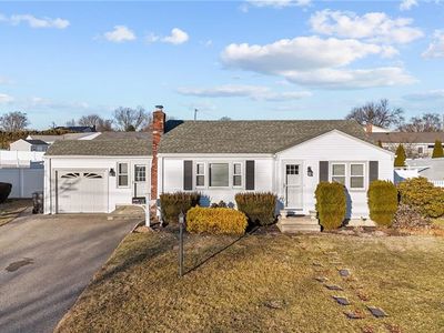 118 Eden Crest Dr, Cranston, RI, 02920