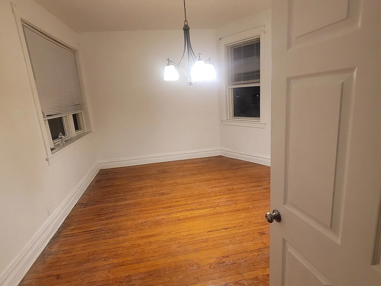 4 bed, 1600 sqft, $2,000 — Photo 3