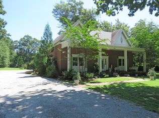 323 N Main St, Cross Hill, SC 29332