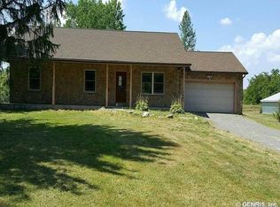 4689 Lincoln Rd, Macedon, NY 14502