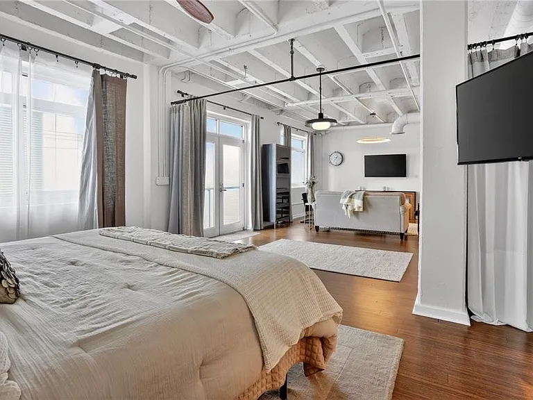 805 Peachtree St NE #510 — Photo 11
