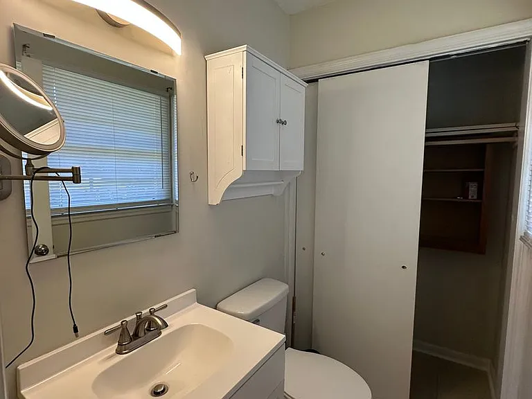 51 Lawanna Dr — Photo 29