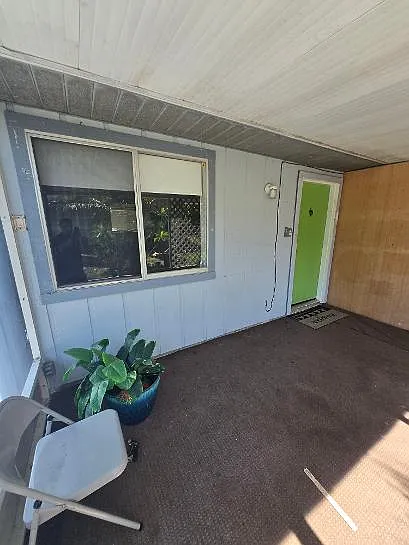 5464 Phillips St — Photo 2