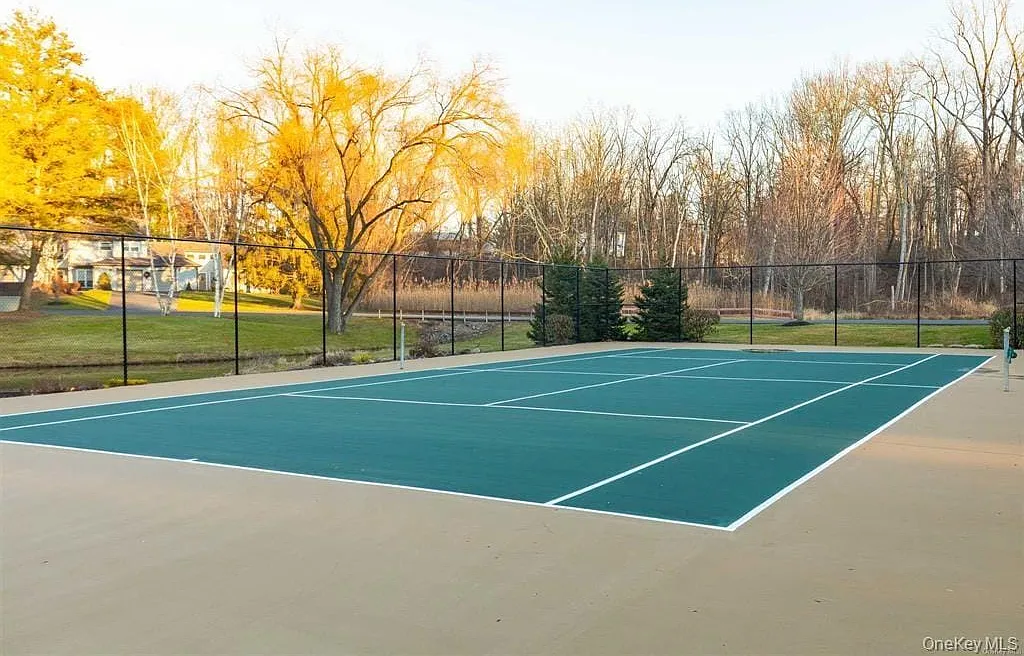2 bed, 2.5 bath, 1472 sqft, $4,200 — Photo 3