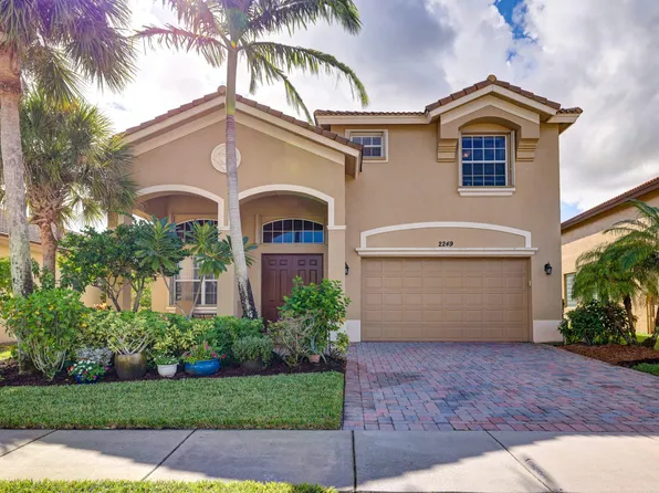 2249 SW Newport Isles Boulevard, Port St Lucie, FL 34953