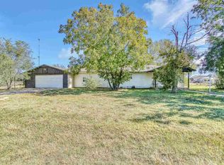 301 NW 5th St, Cache, OK 73527