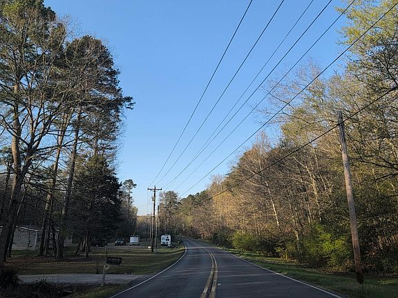 4th image of 2755 Swanson Rd