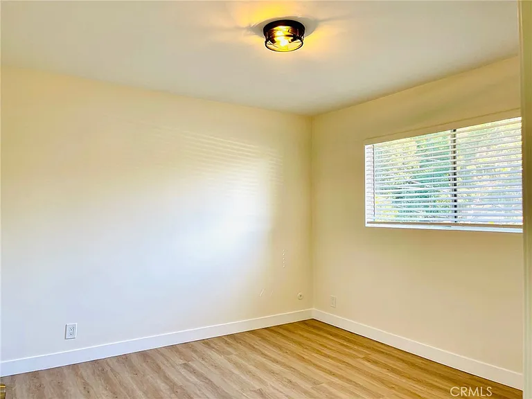 2728 Crestmoore Pl #3 — Photo 7