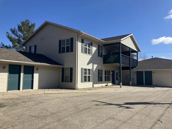 1207 West Carriage DRIVE, Whitewater, WI 53190