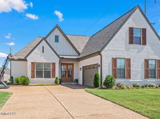 2942 Layton Dr, Nesbit, MS 38651