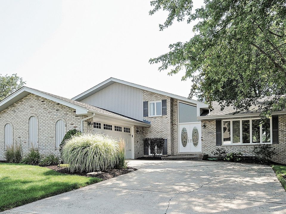 1st image of 18801 Meadow Creek Dr