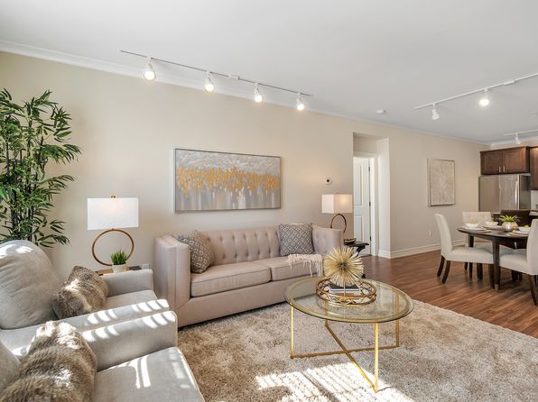 2555 Oak Valley Dr #13-2469-104