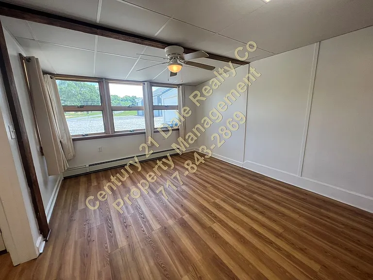 7322 Lincoln Hwy — Photo 18