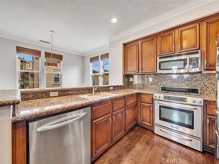 329 Tall Oak — Photo 16