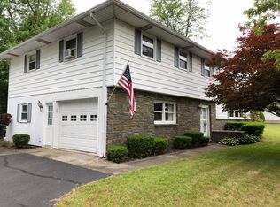 10 Johnson Rd, Mechanicville, NY 12118