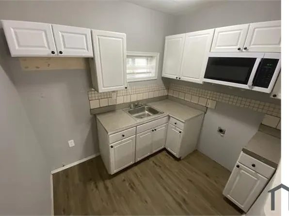 4624 Hedge St APT 1, Philadelphia, PA 19124