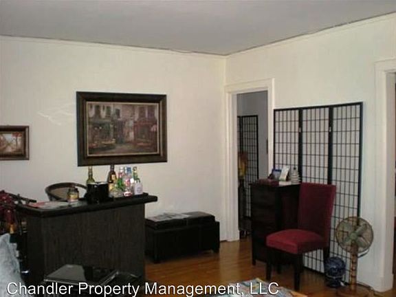 4th image of 833 Shirley Ave APT 3