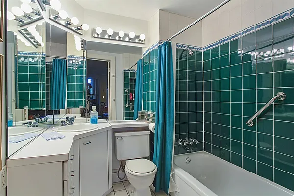 Sold by Corcoran | media 6