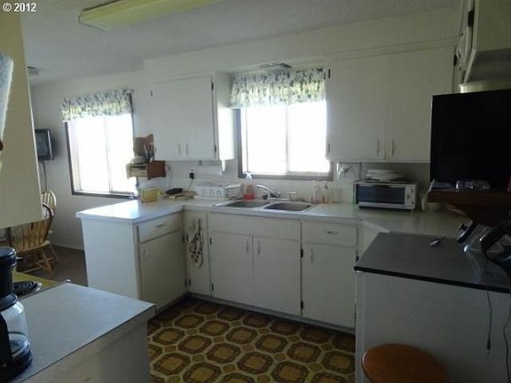 3rd image of 81756 Kurz Ln
