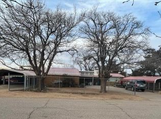 106 77th St, Lubbock, TX 79404