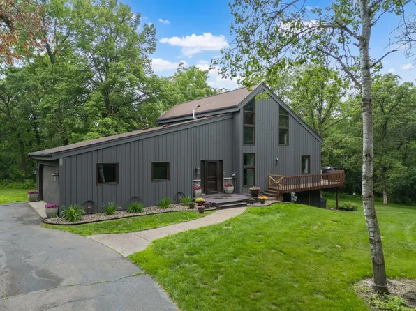 315 Pine Ridge Ct SW, Oronoco, MN 55960