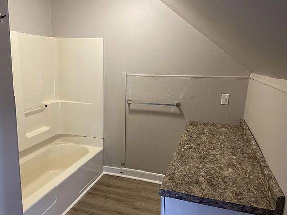 2nd image of 16 Redington St