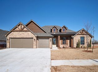 7805 NW 163rd St, Edmond, OK 73013
