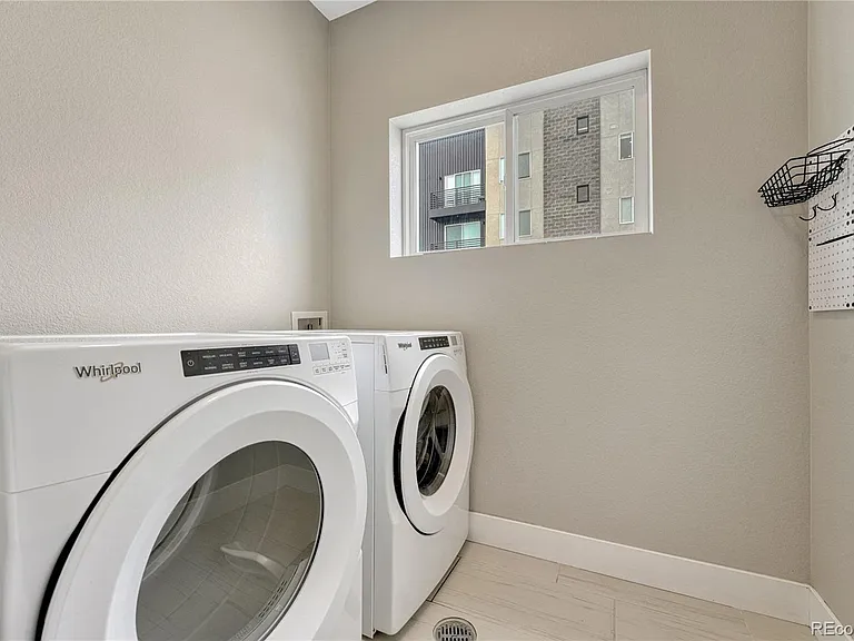 2891 W Parkside Pl — Photo 19