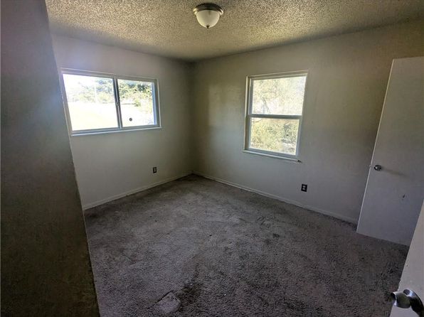 kansas-city-missouri-457037635 picture