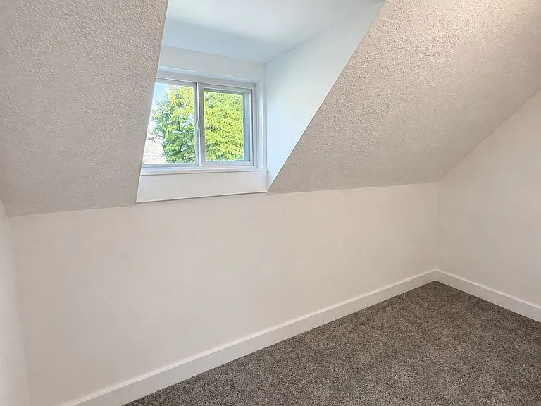 2002 Valentine Ave #2 — Photo 23