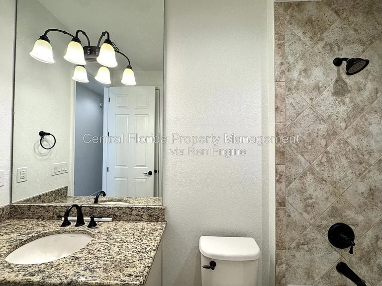 8998 Fullerwood Ave — Photo 15