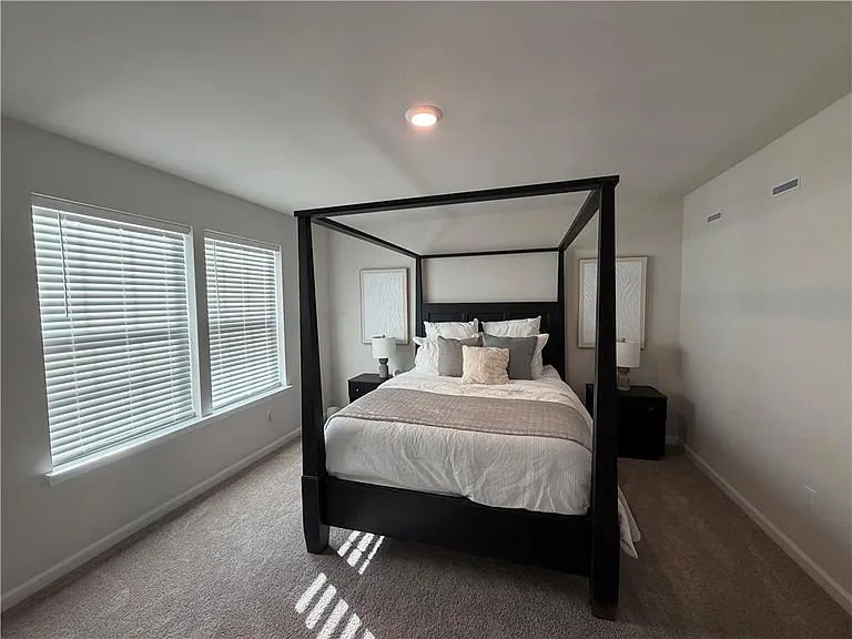 1128 Meadowlark Dr — Photo 16