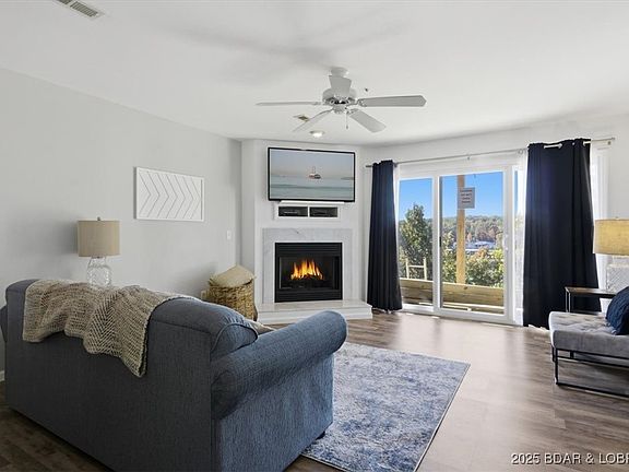 2nd image of 1481 Ledges Dr Unit B33