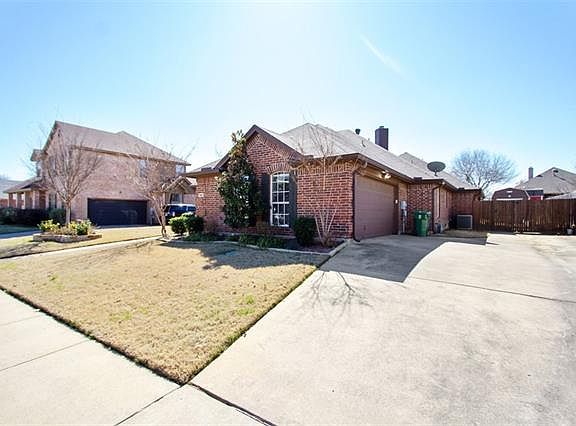 3rd image of 7820 Vineyard Ct