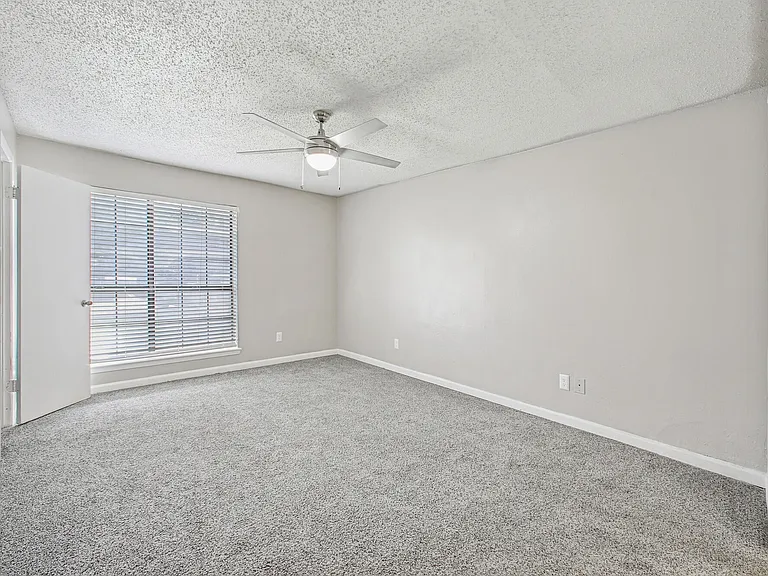 Fiona Apartment Homes — Photo 45