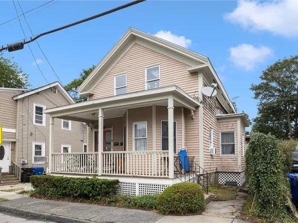 55 Gould St, Newport, RI 02840