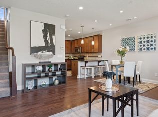 8402 Jonquil Ln N, Maple Grove, MN 55369