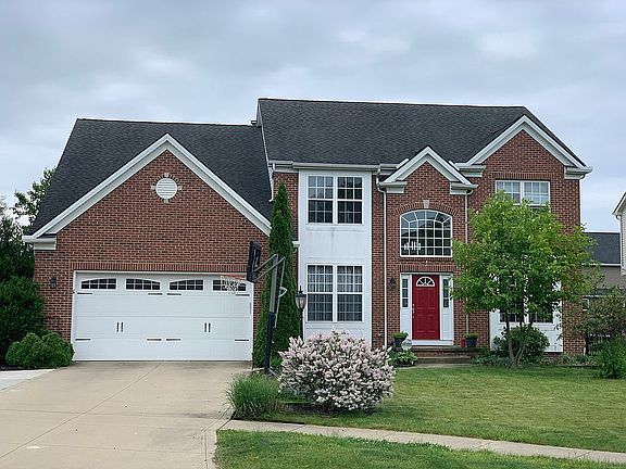 2nd image of 38711 Berkshire Ave