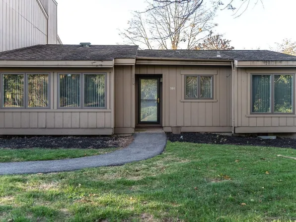 16 Pilgrim Harbor #C, Wallingford, CT 06492