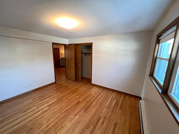 5th image of 6245 N Northwest Hwy #104