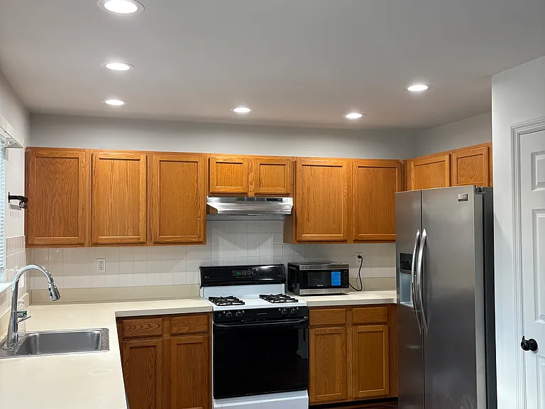 610 Brentwood Ct — Photo 12