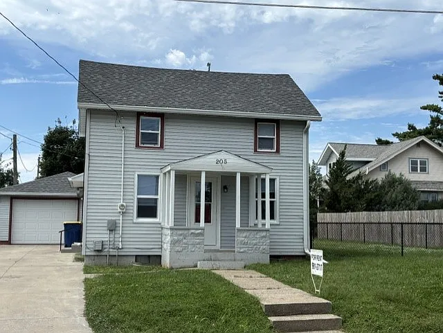 205 5th Ave