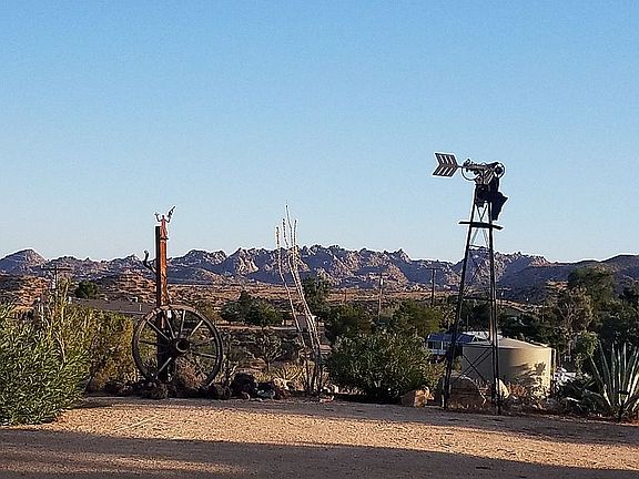 5th image of 2663 Ox Yoke Pass