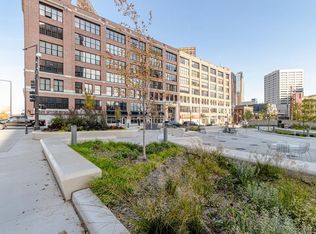 500 Robert St N UNIT 500, Saint Paul, MN 55101