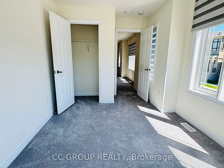 1032 Crowsnest Holw — Photo 12