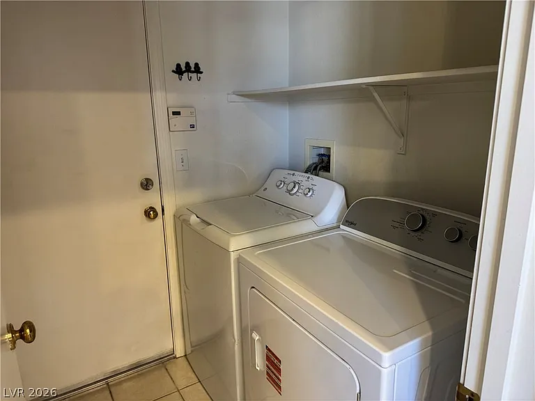 10066 Cambridge Blue Ave — Photo 8