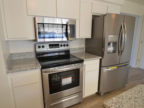 2nd image of 4634 N Hughes Ave