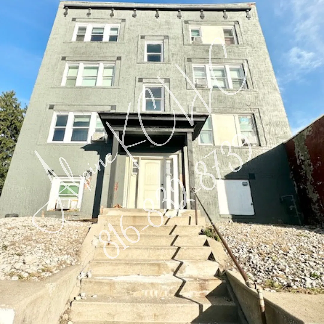 3 bed, 850 sqft, $750 — Photo 1