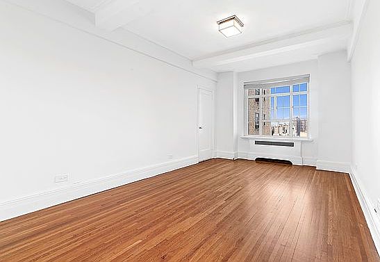 4th image of 114 W 86th St #16A