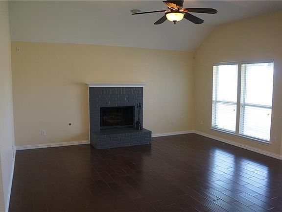 4th image of 8505 Holland Ave